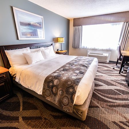 Prestige Hudson Bay Lodge & Conference Centre, Worldhotels Crafted Collection Smithers Eksteriør billede